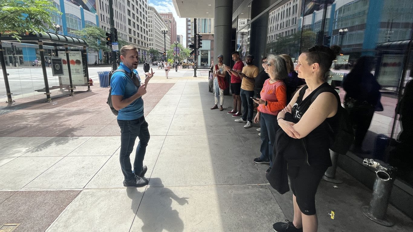 Walking tour highlights Chicago's LGBTQ+ history