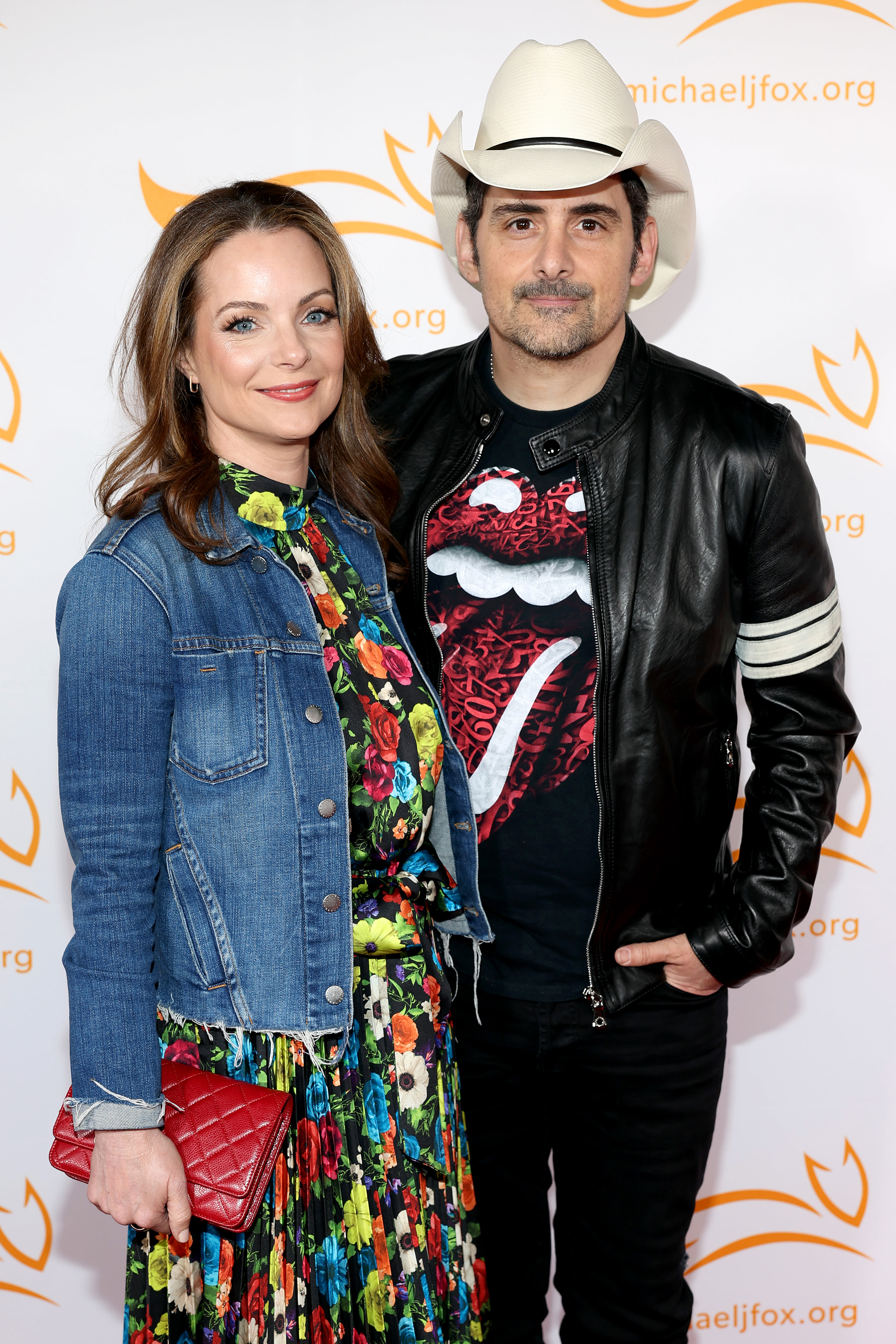 Brad Paisley ‘Happy’ Wife Kimberly Williams-Paisley ‘Is Getting Whole Again’ After Vocal Cord Surgery