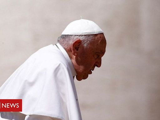 Papa Francisco é acusado de usar termo ofensivo para falar de gays