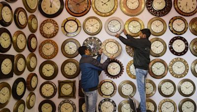 Why does India have a half-hour time zone? | CNN