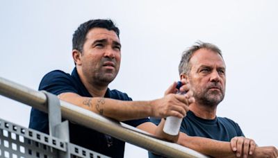 Laporta, Flick y Deco, atentos al Barça Atlètic