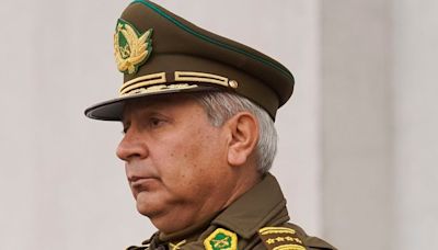 A tres meses del aplazamiento de su formalización: general Yáñez agradece a Boric por su “confianza” para seguir en el cargo - La Tercera