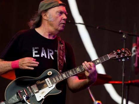 Neil Young and Crazy Horse cancel upcoming tour dates due to illness | CBC News