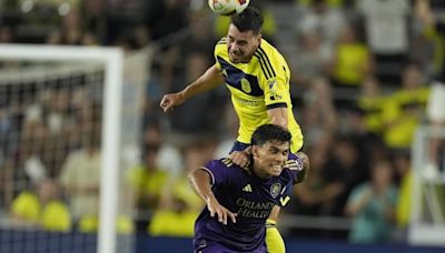 César Araújo and Ramiro Enrique each score as Orlando City beats Nashville 3-0