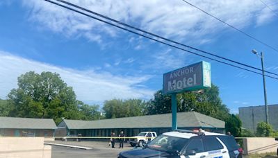 45-year-old ID’d as man killed in parking lot shooting at Birmingham’s Anchor Motel