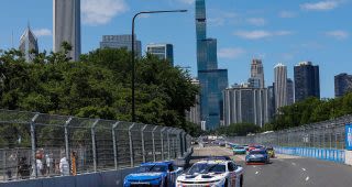 Three Up, Three Down: Drivers in focus leaving Chicago