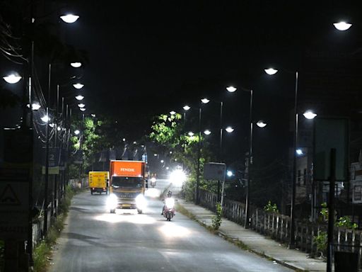 Dysfunctional street lights in Kochi a nightmare; CSML to replace damaged cables