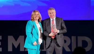 José Antonio Sánchez, Premio MAPOMA 2024 por el apoyo histórico de Telemadrid a la Maratón Popular de Madrid