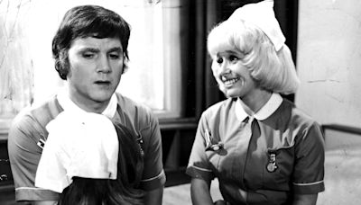 Kenneth Cope: Coronation Street and Carry On actor dies aged 93