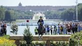 Olympic riders get a memorable gallop in the sumptuous-looking Versailles Palace gardens