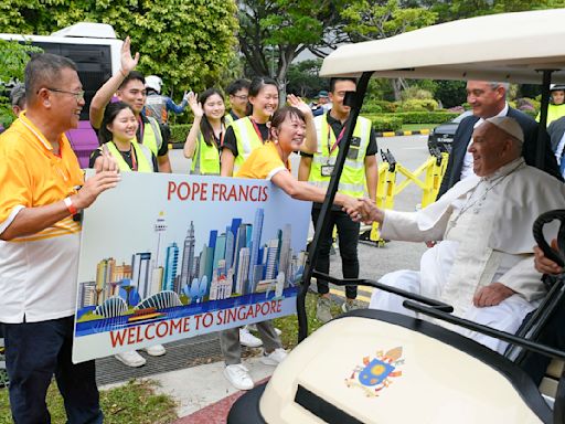 El papa Francisco llega a Singapur, última parada en su gira Asia-Pacífico