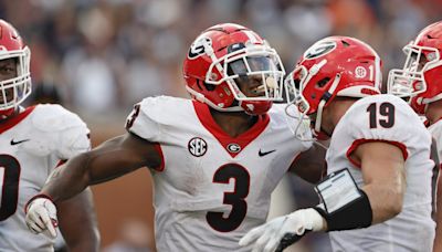 Raiders First-Round Pick Brock Bowers Reuniting With Zamir White, Chris Smith II