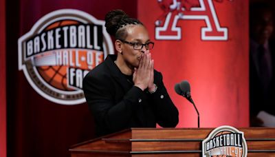 Liberty HC Sandy Brondello ‘happy’ Sky’s Teresa Weatherspoon back in WNBA