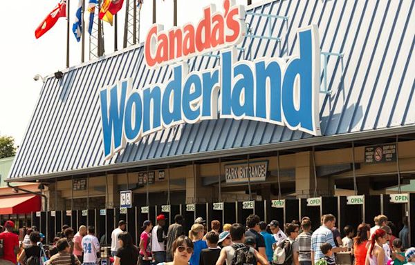 17-year-old injured after falling from swing ride at Six Flags-owned Canada's Wonderland park