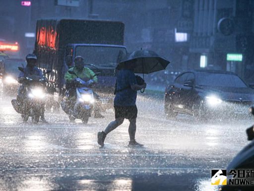 淹水警戒／雷雨開炸雙北！信義區等4地「列一級」 時雨量79毫米