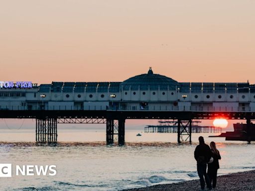 Trainspotting author Irvine Welsh launches book set in Brighton