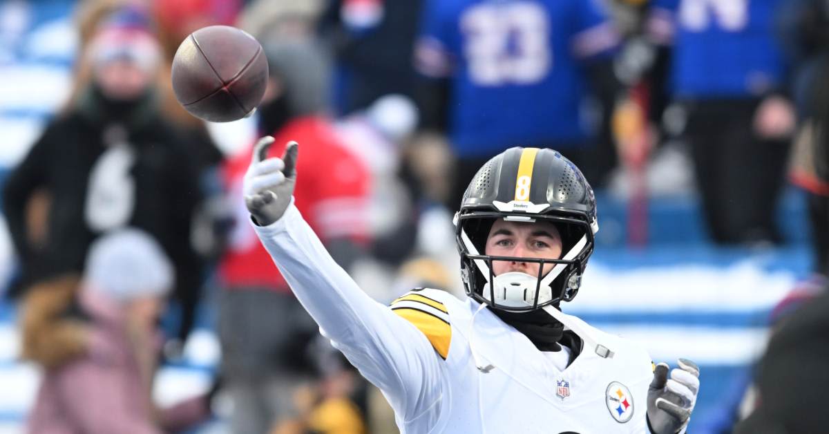 Ex Steelers QB Kenny Pickett Boo'd by Pitt Fans at Acrisure Stadium