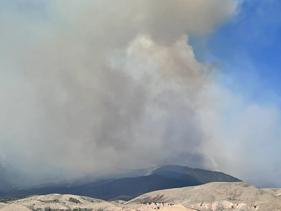 ‘Extreme Fire Behavior’: Silver King Fire grows to over 5,400 acres