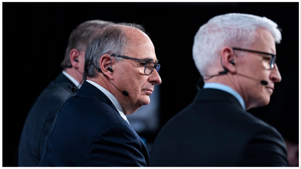 Axelrod: Walz ‘delivered some heavy blows’ to the GOP ticket