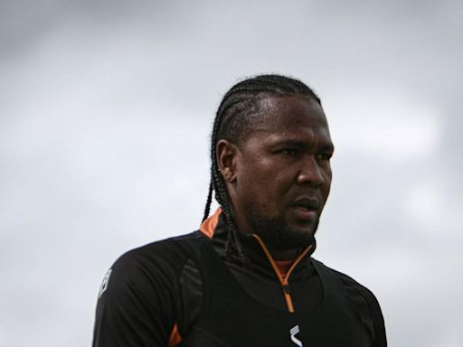 Hugo Rodallega se disculpó por lo que hizo con camisa del Bucaramanga; quedó grabado