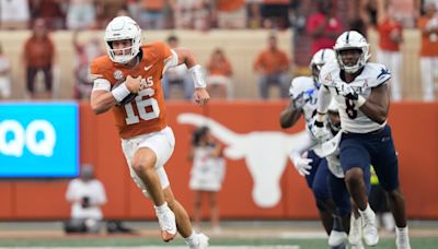 Texas Longhorns QB Arch Manning scores 2 TDs on first 3 plays from scrimmage