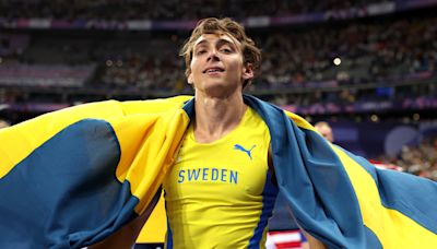 Swedish pole vaulter Armand Duplantis thrills the world with a towering, death-defying vault