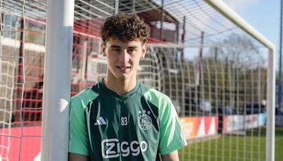 Arsenal submit bid for Ajax’s 18-year-old goalkeeper Tommy Setford