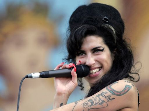 Amy Winehouse’s Teeth Were ‘Literally Falling Out’ Due To Years Of Drug Use Before Her Death