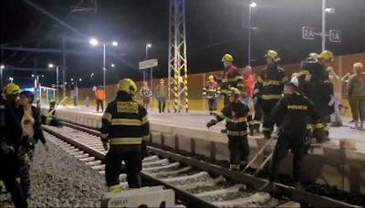 At least 4 dead, dozens injured as trains collide in Czech Republic