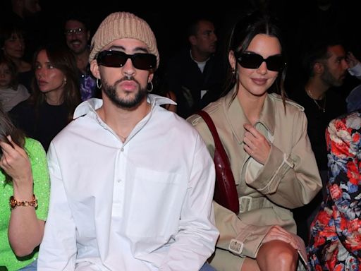 Cómo fue la cita de Kendall Jenner y Bad Bunny en el Museo del Louvre - La Tercera