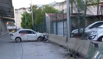 Homem morre em acidente após carro invadir calha do BRT em Ramos | Rio de Janeiro | O Dia
