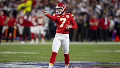 What did Harrison Butker say? Chiefs kicker gives controversial commencement speech at Benedictine College | Sporting News