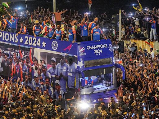 Team India arrive home in style: How Mumbai gave Indian cricket another memorable night
