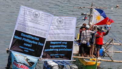 IN PHOTOS: Fisherfolk urge China to accept 2016 arbitral ruling