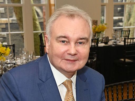 Eamonn Holmes says he ‘has loads to think about’ as fans express marriage fears