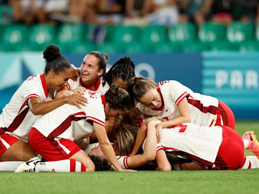 Canadá vence a Francia y tiene vida en el Fútbol Femenino