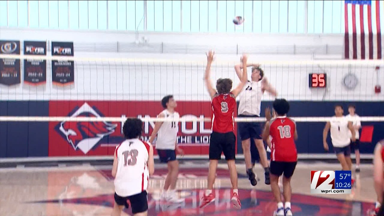 Lincoln hands Cranston West its second loss in Div. II boys volleyball