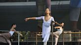 Clase masiva de ballet en el Zócalo de la CDMX