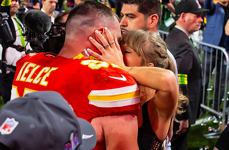 Taylor Swift and Travis Kelce Odds - Could Swift Say "Yes"?