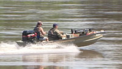 Coast Guard temporarily shuts down boat travel on Missouri River