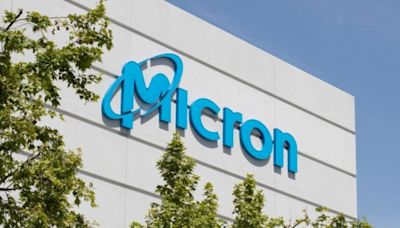 Micron, Qualcomm And 2 Other Stocks Insiders Are Selling - Qualcomm (NASDAQ:QCOM), Micron Technology (NASDAQ:MU)