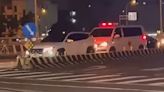 擋救護車40秒竟瞎稱「車子隔音較好」 3600元飛了！台中三寶女遭開單吊照｜壹蘋新聞網