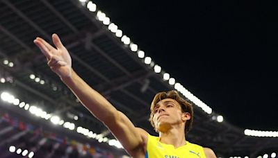 奧運》土耳其「殺手」大叔動作爆紅 瑞典撐竿跳金牌模仿致敬