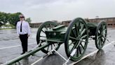 Queen’s coffin to be carried to Westminster Abbey on historic gun carriage