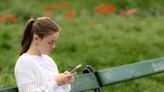 Some teen girls clocking up close to 6 smartphone hours/day, Finnish study finds