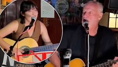 Pink Floyd star shocks fans with surprise performance in tiny UK pub