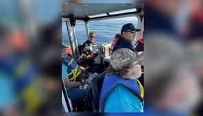 Coast Guard rescues 4 people, 2 dogs from Ohio boat