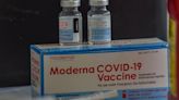 Los beneficios de Moderna caen por las vacunas del covid-19 no utilizadas