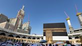 Rey de Arabia Saudí invita a mil familiares de víctimas palestinas a peregrinar a La Meca
