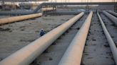 Oil Rebounds After Weekly Slump as Saudi Arabia Jacks Up Prices